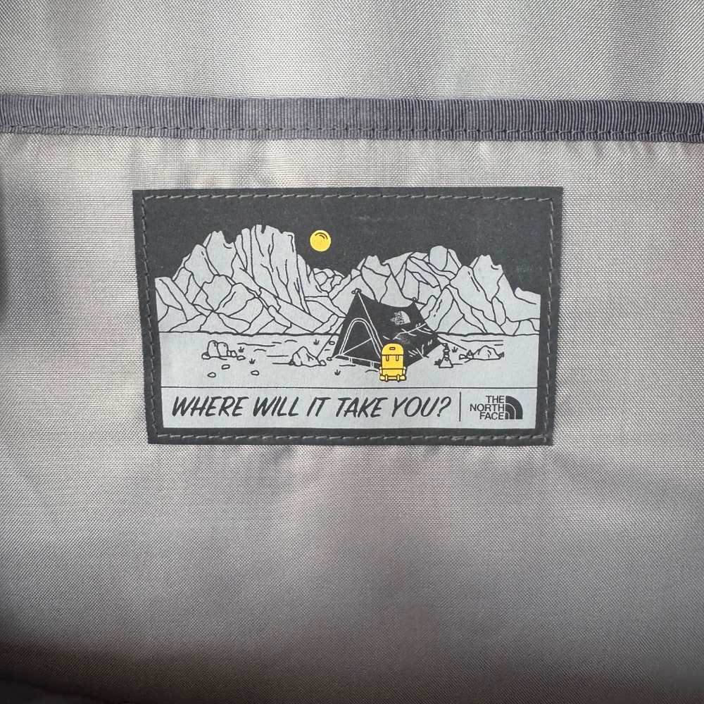 North Face Reese's Connector Backpack /Orange & Grey/Reflective Details/NWT/Rare - Picture 10 of 10